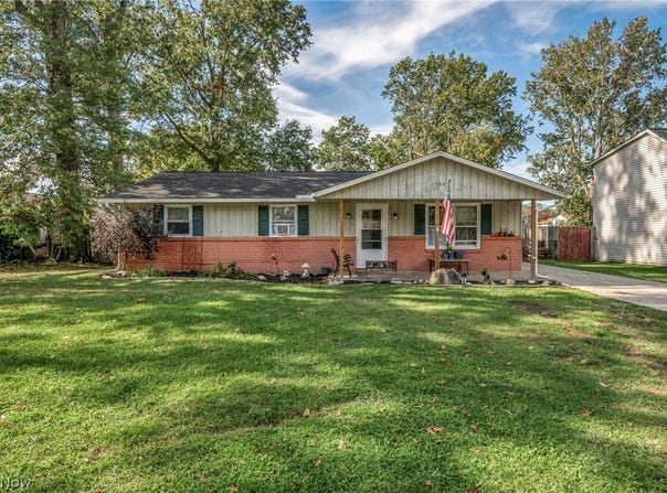 1700 Urban Circle S, Lorain, OH 44053