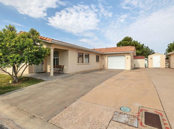 504 E Telegraph St, Washington, UT 84780