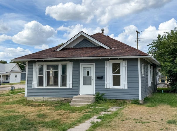 301 E Lincoln St, Norton, KS 67654