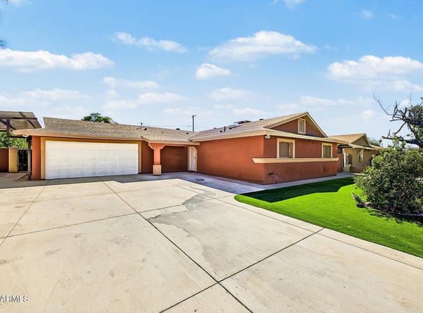 4311 N 64TH Avenue, Phoenix, AZ 85033