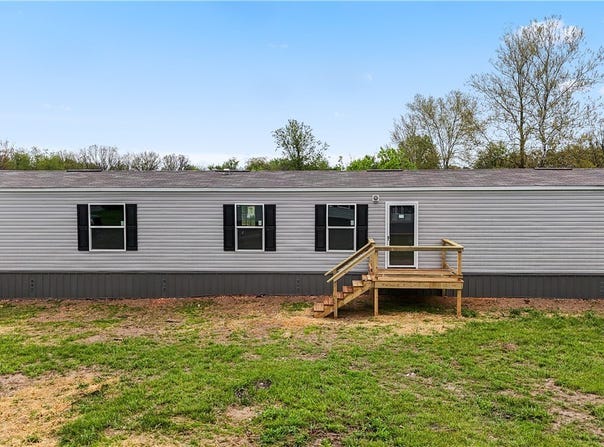 10201 N Main, Butterfield, MO 65625