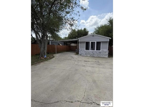 15843 DATE DR., HARLINGEN, TX 78552