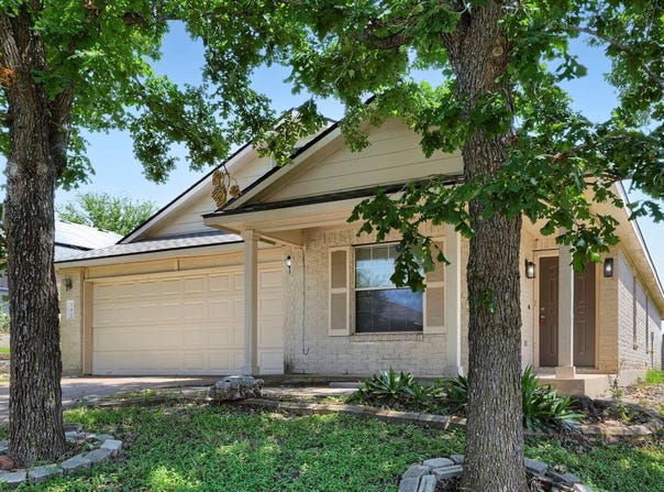 140 Plumbago Cv, Buda, TX 78610