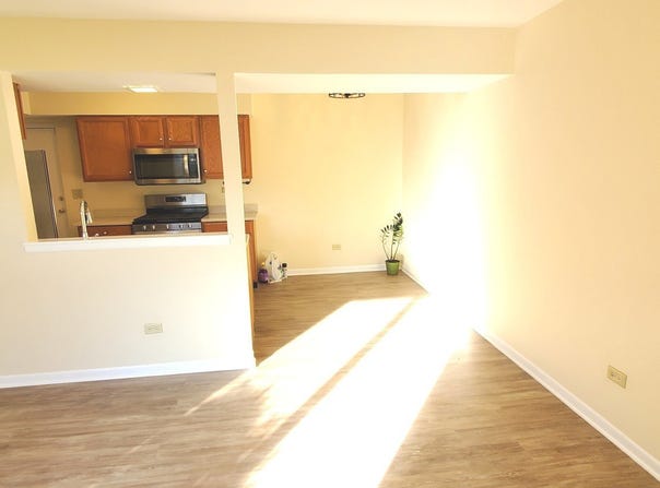 1307 FALL Court, Wheeling, IL 60090