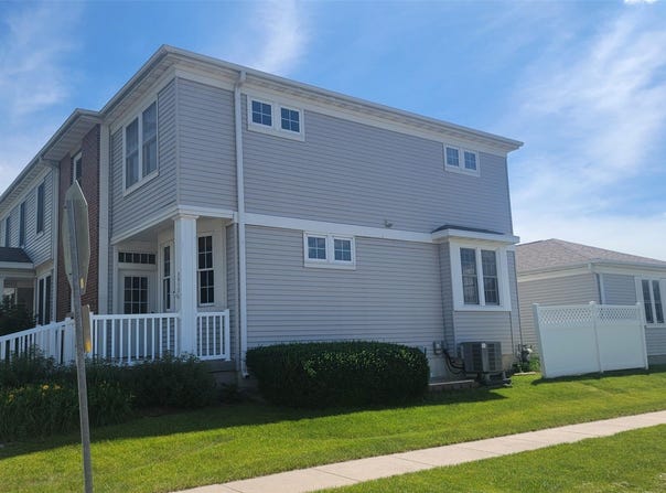 2512 Eaton Avenue, Ames, IA 50010