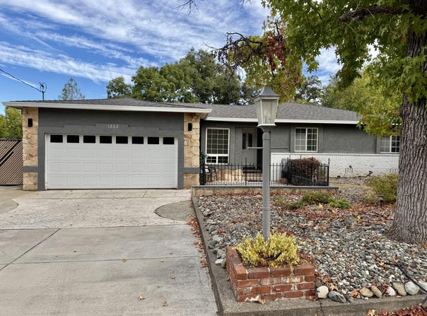 1262 Dusty Lane, Redding, CA 96002