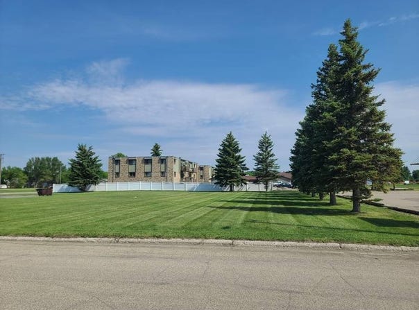 Highway 5 E, Bottineau, ND 58318