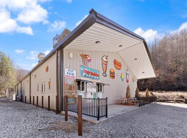 332 Highway 3400, Jenkins, KY 41537