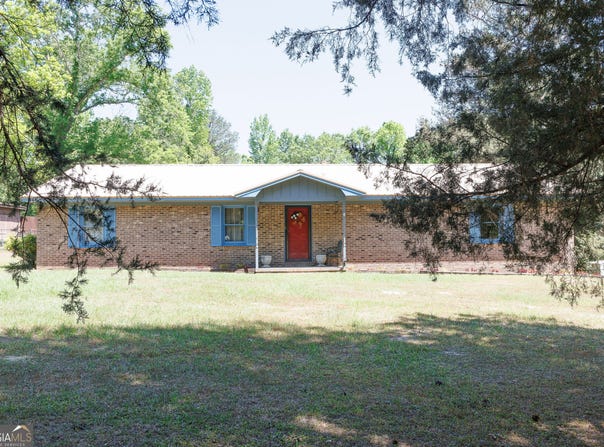6404 Cartledge Road, Box Springs, GA 31801
