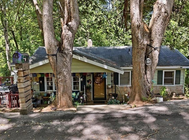 76 Bomar Street, Inman, SC 29349
