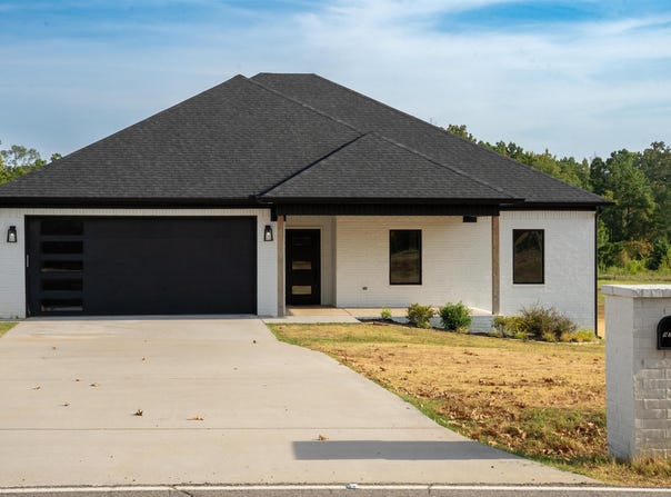9762 E Sardis Road, Mabelvale, AR 72103