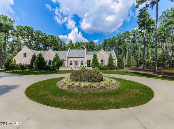 40 Cherry Hill Drive, Pinehurst, NC 28374