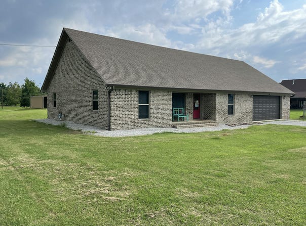 105 Dalton Dr, Ripley, MS 38663