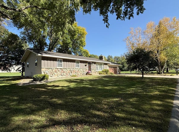 112 Orchard Circle, Montevideo, MN 56265