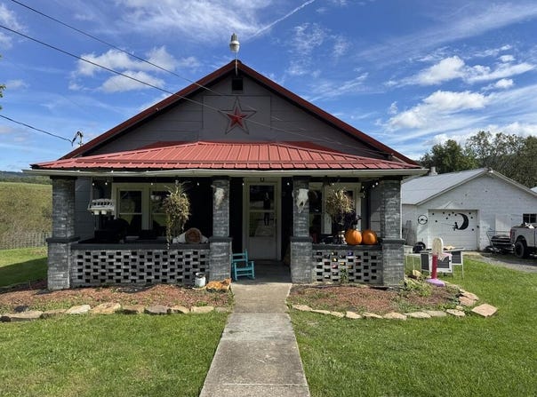 547 Smokey Branch Road, DANESE, WV 25831