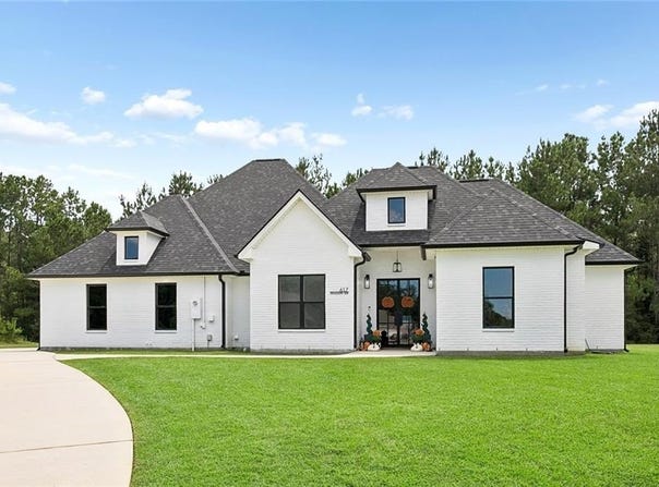 617 DEASON Street, Picayune, MS 39466