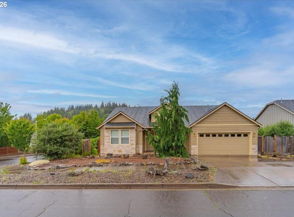 911 IKE MOONEY Rd, Silverton, OR 97381