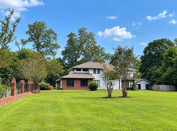 1310 S Beech, Picayune, MS 39466