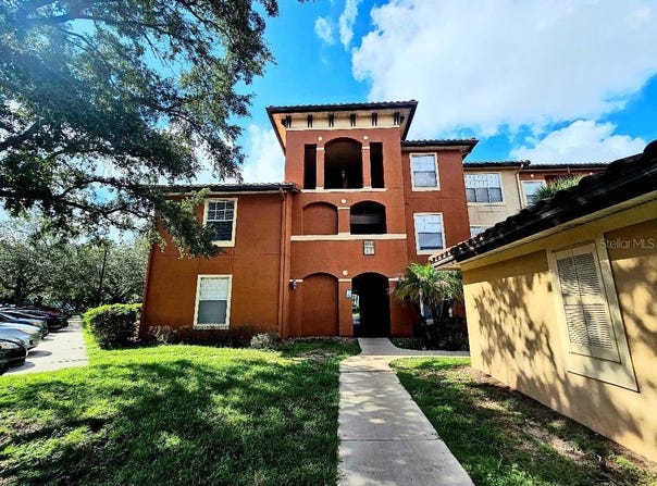 5572 METROWEST Boulevard, ORLANDO, FL 32811