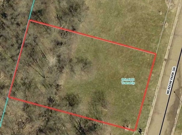 5372 Meadow Park Drive, Kent, OH 44240