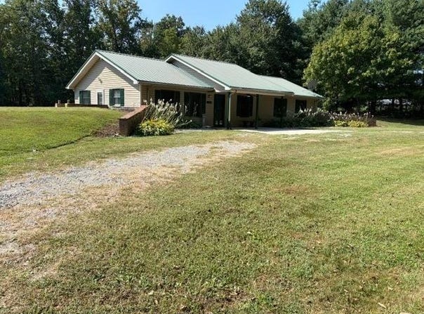 774 Bee Lee Rd, Liberty, KY 42539