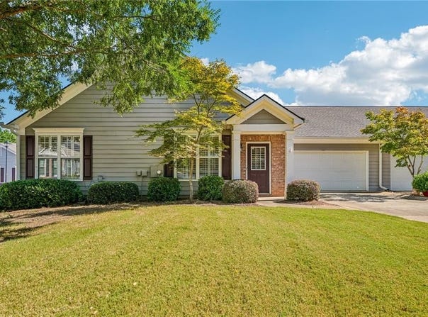 953 Camry Circle, Dallas, GA 30157