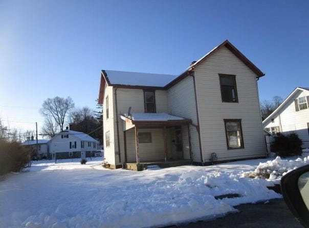 274 N 8th Street, Mcconnelsville, OH 43756