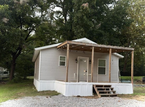 114 W Countiss, BRUCE, MS 38915
