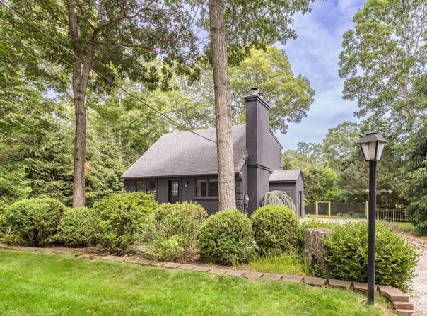 5 16TH ST, East Hampton, NY 11937