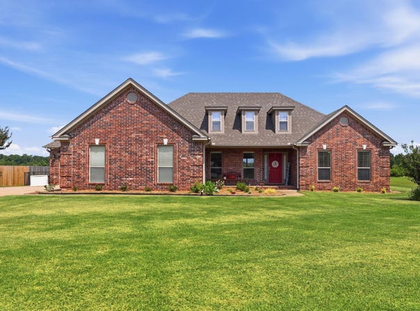 985 Mound View Drive, England, AR 72046