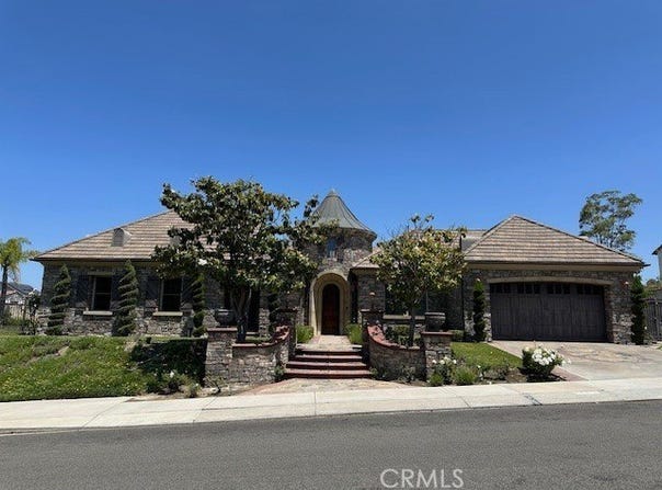 25351 MUSTANG Drive, Laguna Hills, CA 92653