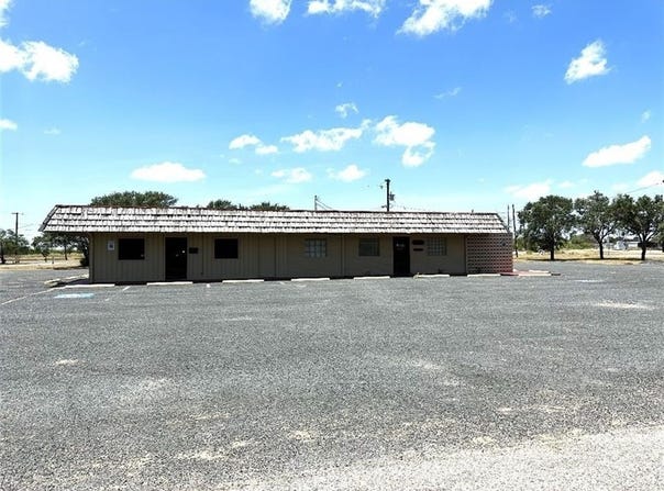 312 S AVE. B, Bishop, TX 78343