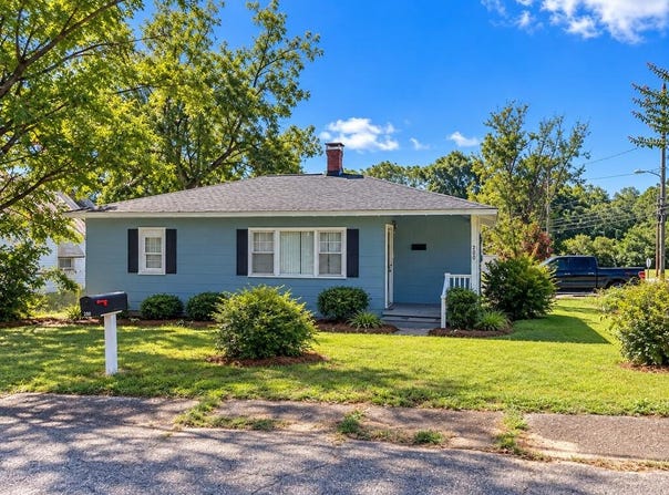 200 Cemetery St., Laurens, SC 29360