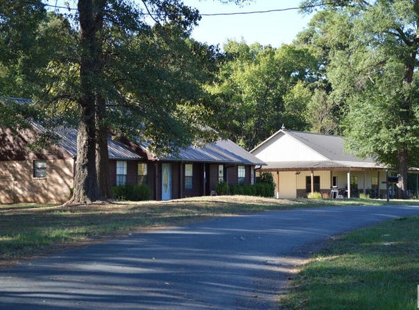 252 Hilltop Rd., Lockesburg, AR 71846