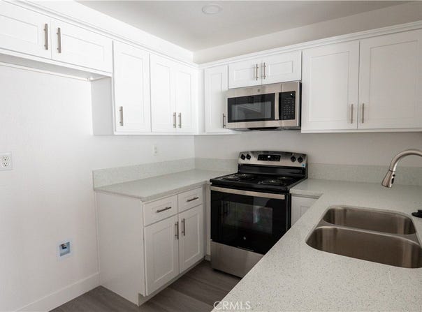 1500 W Edgehill, San Bernardino, CA 92405