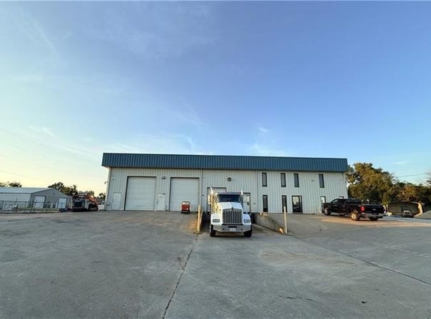 701 Squire Court, Grain Valley, MO 64029
