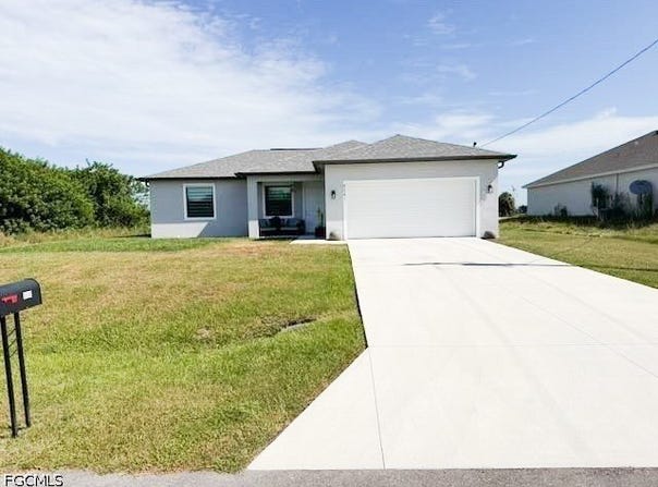 8041 Sherwood Circle, Labelle, FL 33935