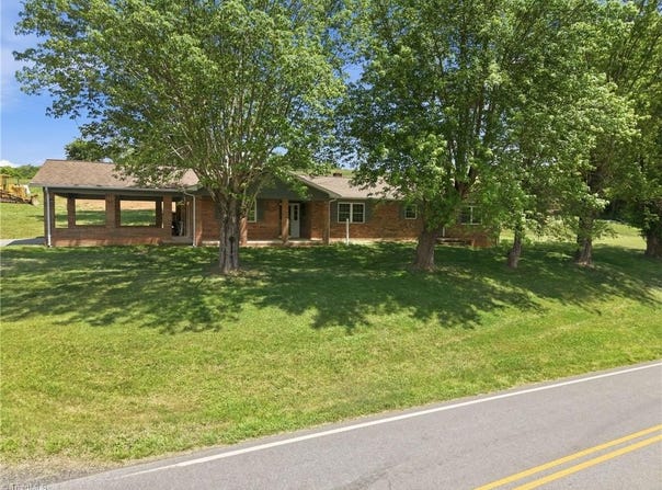 954 Parsonsville Road, Purlear, NC 28665