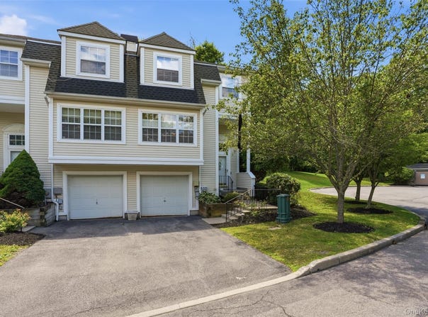 179 Isis Drive, Newburgh, NY 12550