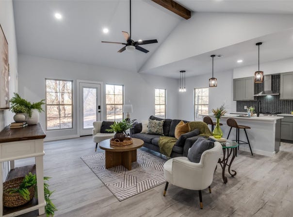 418 Kelly Lane, Seven Points, TX 75143