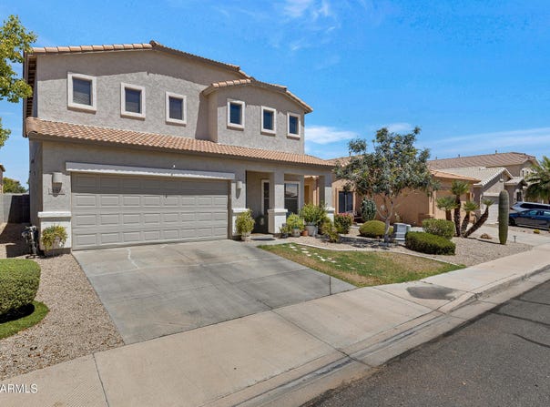 366 E MULE TRAIN Trail, San Tan Valley, AZ 85143