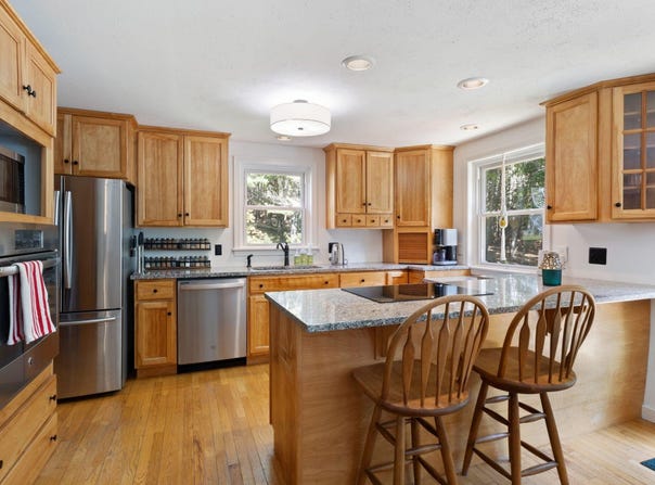 238 Pikes Hill Road, Norway, ME 04268