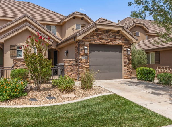 4257 E RAZOR Dr, Washington, UT 84780