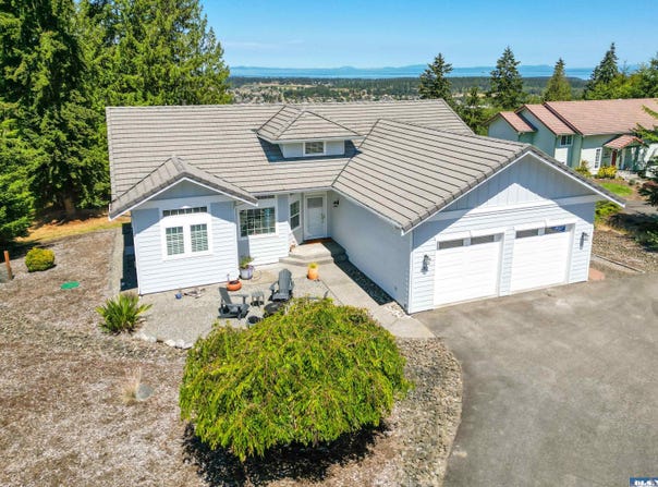652 Fox Hollow Rd, Sequim, WA 98362