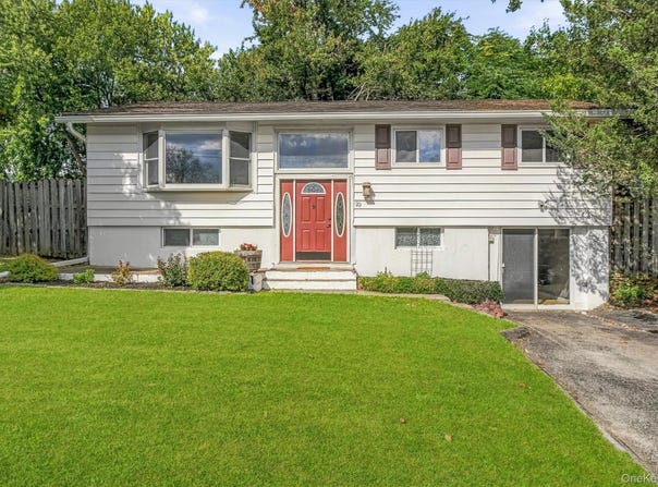 29 Cumberland Road, Fishkill, NY 12524