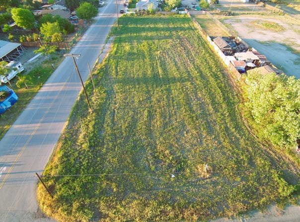 2744 Sherman Avenue, Corcoran, CA 93212