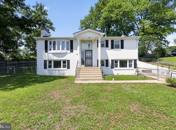 11321 BRANDYWINE Road, CLINTON, MD 20735
