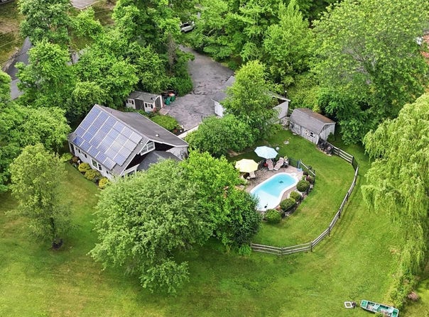2 Maple Lane, Hyde Park, NY 12538