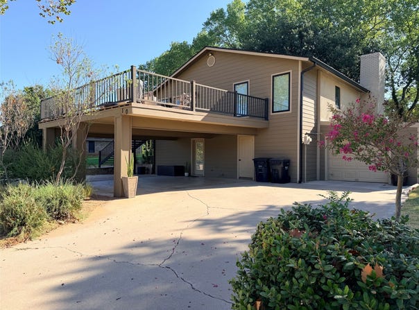 160 Hogan Drive, Comanche, TX 76442