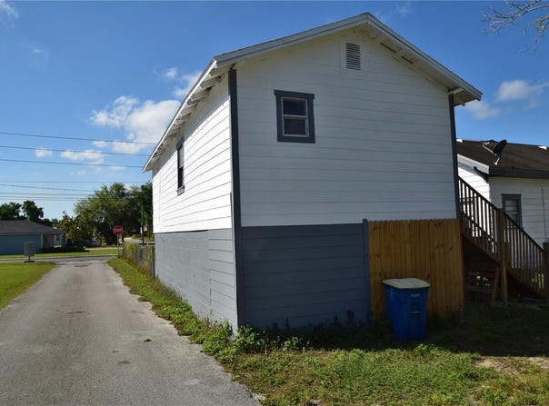 1060 E WABASH STREET, BARTOW, FL 33830